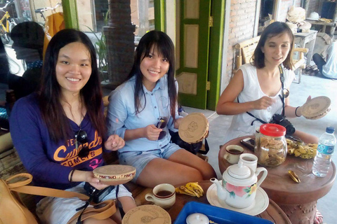 Borobudur tample, Cycling & Elo River Rafting Tour