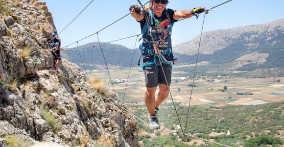 Ab Granada: Erklimmen Sie Zafarrayas „Via Ferrata John Hogbin“