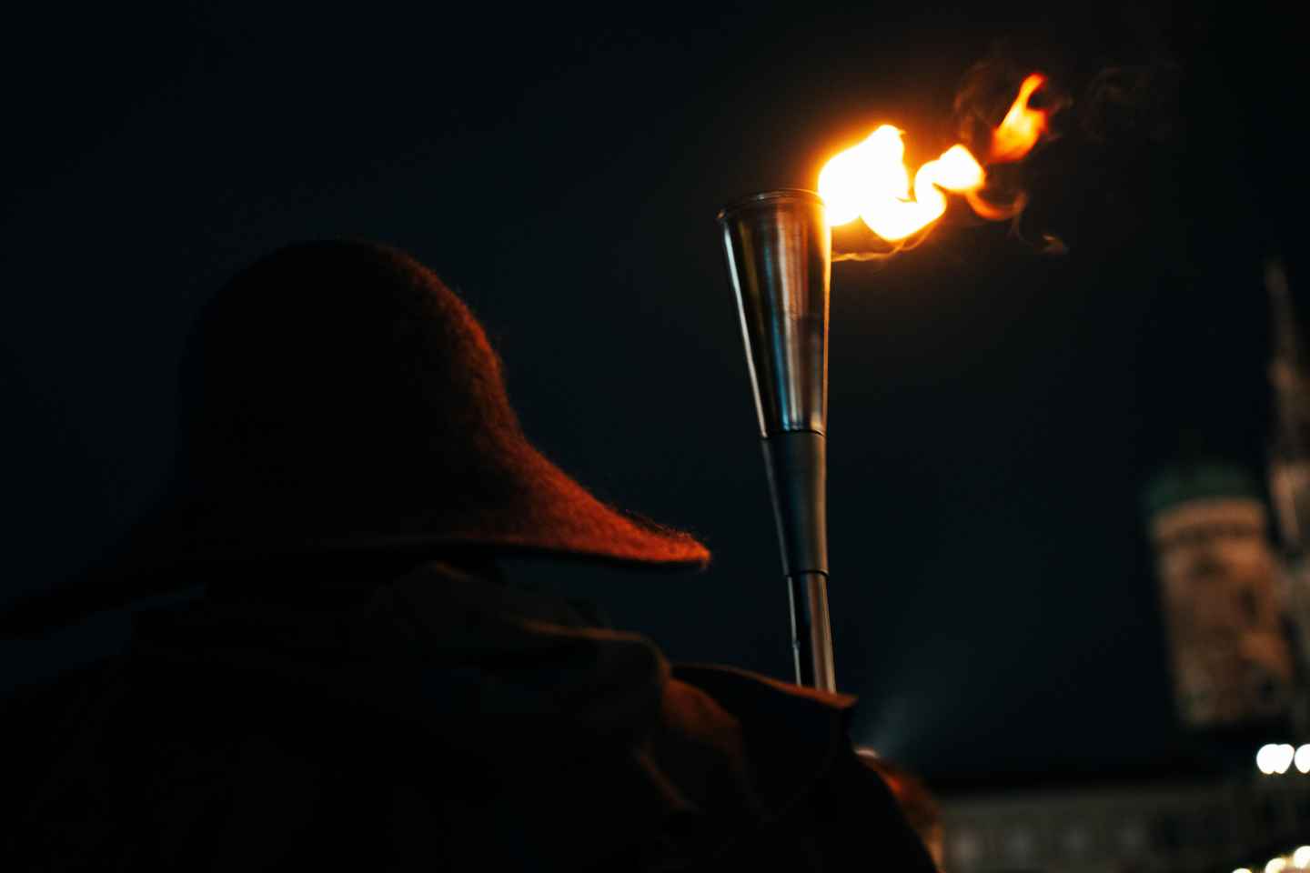 Munich : Visite nocturne avec torche en allemand