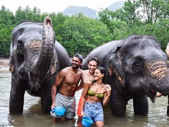 Krabi: Elefantenbaden im Elefantenschutzgebiet von Krabi