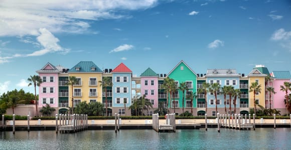 Nassau: Sightseeing, Snorkeling, & Shopping Tour with Pickup
