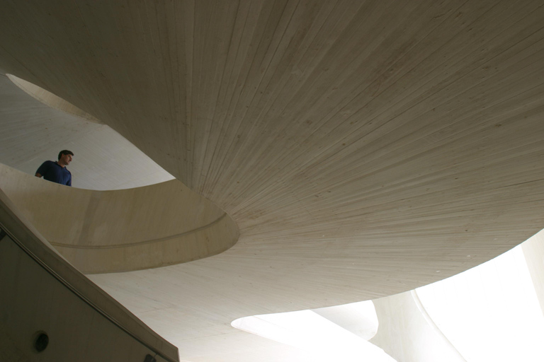 Valencia: Entrance to the Palau de Les Arts Valencia: Admission to the Palau de Les Arts with Brochure