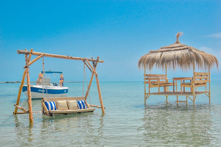 Bizerte and Sidi Bou Said: Tour and lunch at Coco Beach Café in Sidi Bou Said Large Group