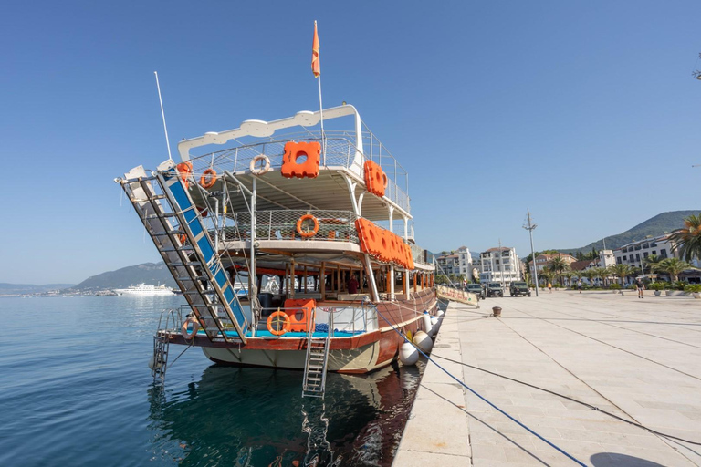 Tivat/Kotor: Boka Bay Hele dag rondvaart met gids en zwemstopKotor: Hele Boka Bay Cruise op een comfortabel schip