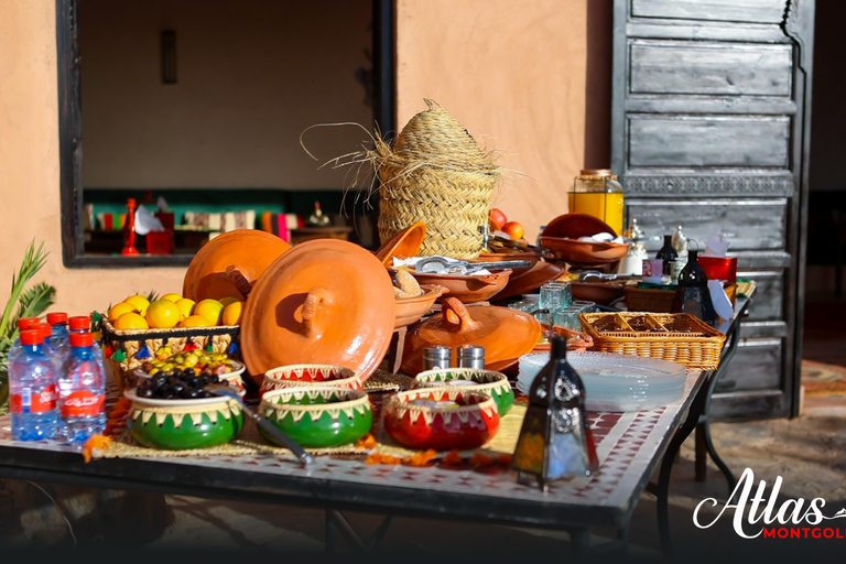 Agadir: Sunrise Flight with Breakfast and 4x4 Transport Agadir: Sunrise Balloon Ride with Breakfast and 4WD Transport
