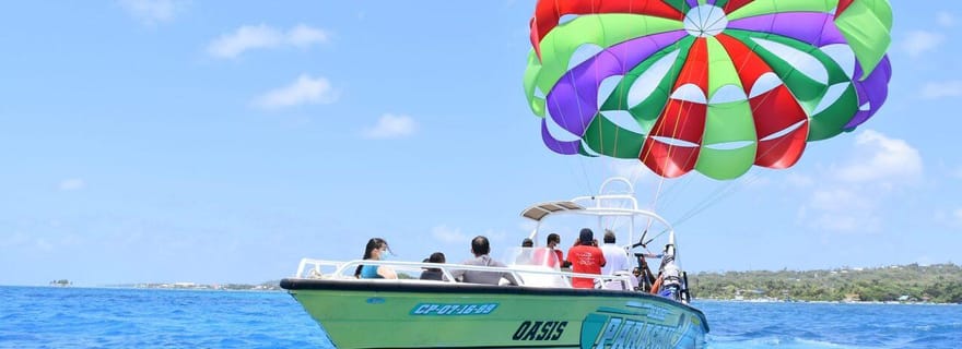 SAN ANDRES : PARASAIL - VOLEZ AU-DESSUS DE LA MER AUX 7 COULEURS