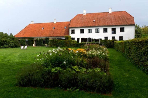 Nairobi:Day tour to Giraffe Center and Karen Blixen Museum