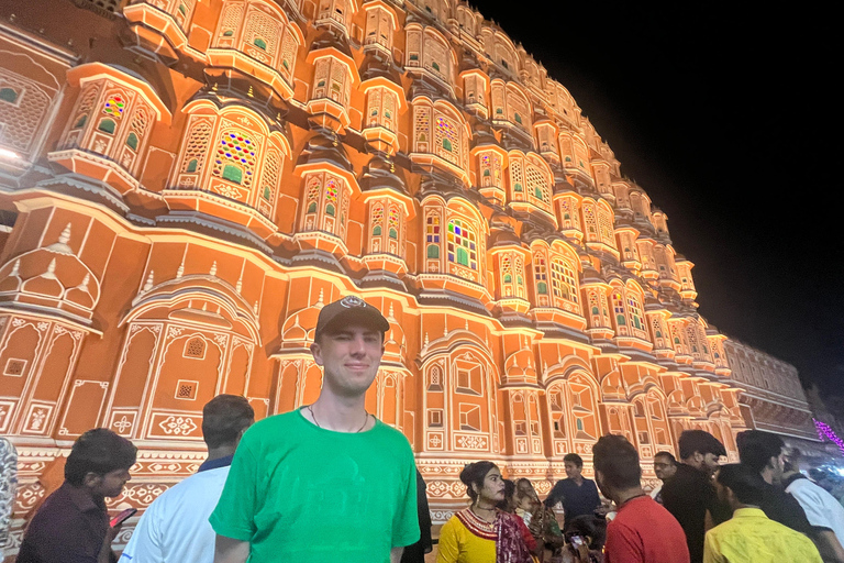 Experience Jaipur with Evening Tour by Car Including Dinner Experience Jaipur Evening Tour by open jeep without Dinner