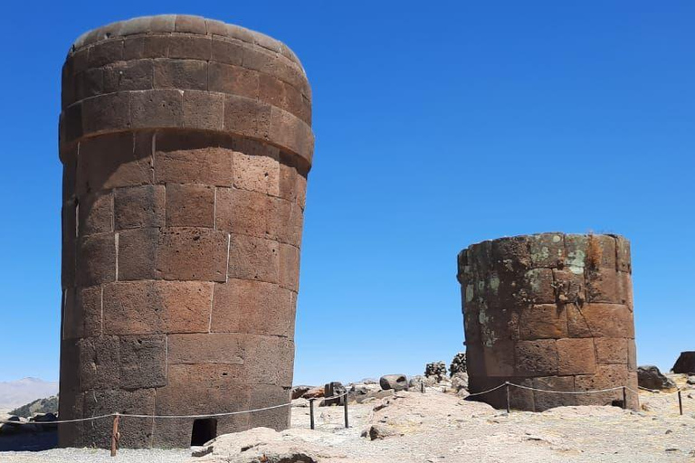 Tour by Tourist Bus Chullpas de Sillustani Inca Cemetery