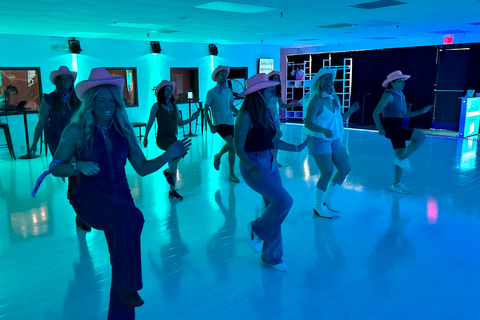 Nashville: Line Dancing Lesson Nashville: 1 Hour Public Line Dancing Lesson