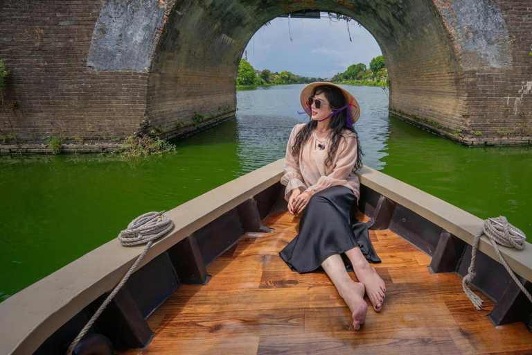 Hue Electric Boat Trip: Perfume River & Royal Canal Private Boat & hotel pick up (Manual Confirm)