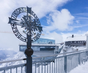 Von Garmisch aus: Private Tour zur Zugspitze mit Mittagessen