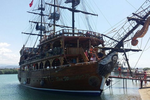 Passeio de barco com tudo incluído: Descubra os segredos do Mediterrâneo