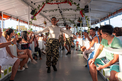 Cartagena Bay: Sunset Boat Ride with Dancing and Open Bar