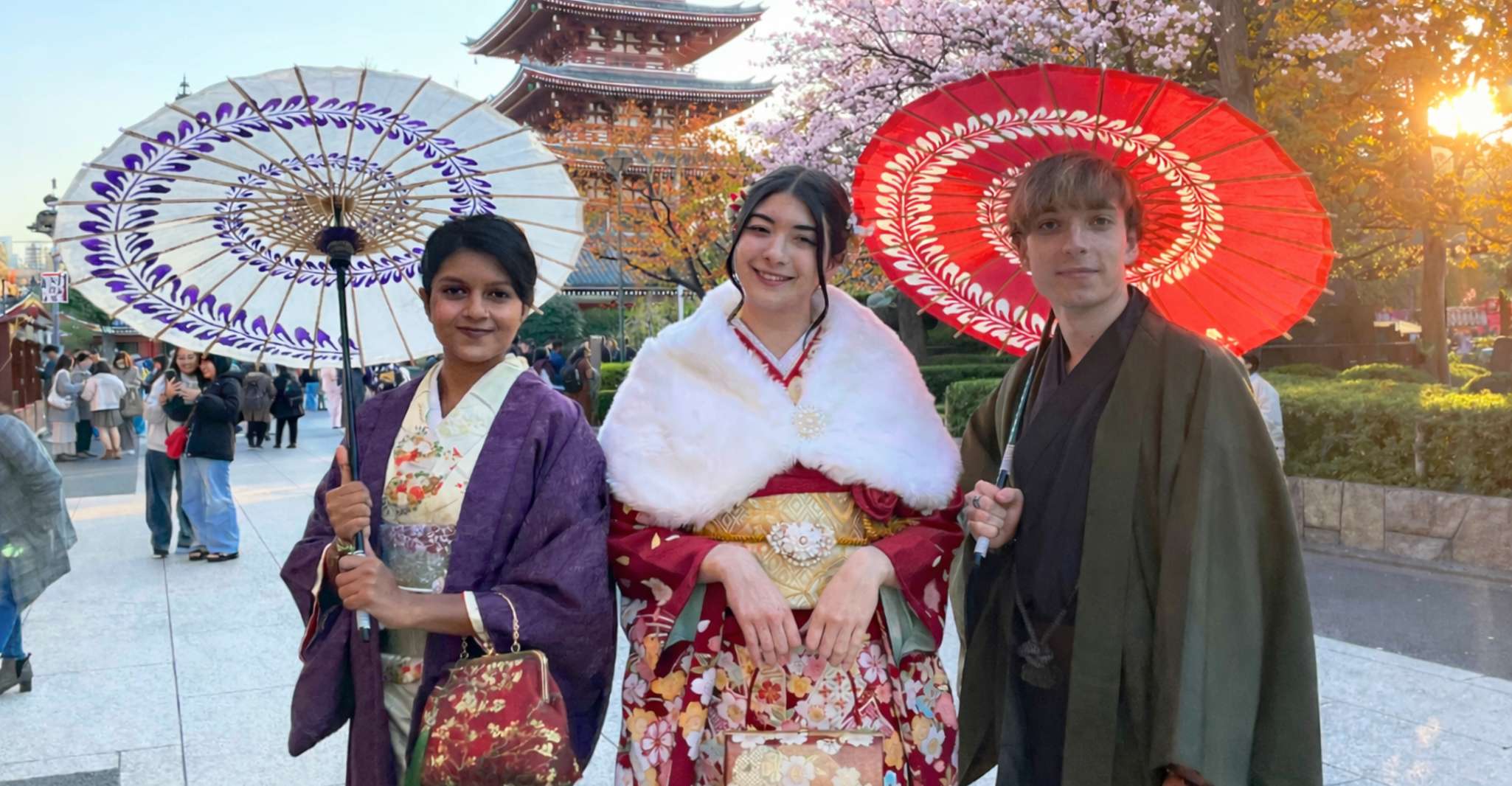 Tokyo: Kimono Rental Experience in Asakusa