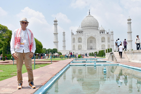 From Bangalore: Taj Mahal Day Trip with Return Flights Tour with both side Flights - all inclusive