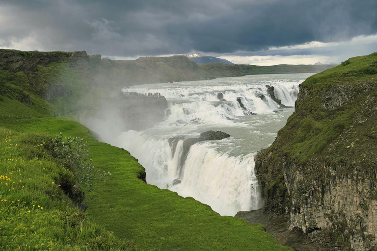 Golden Circle: Private Tour for up to 7 PAX /7 Hours/