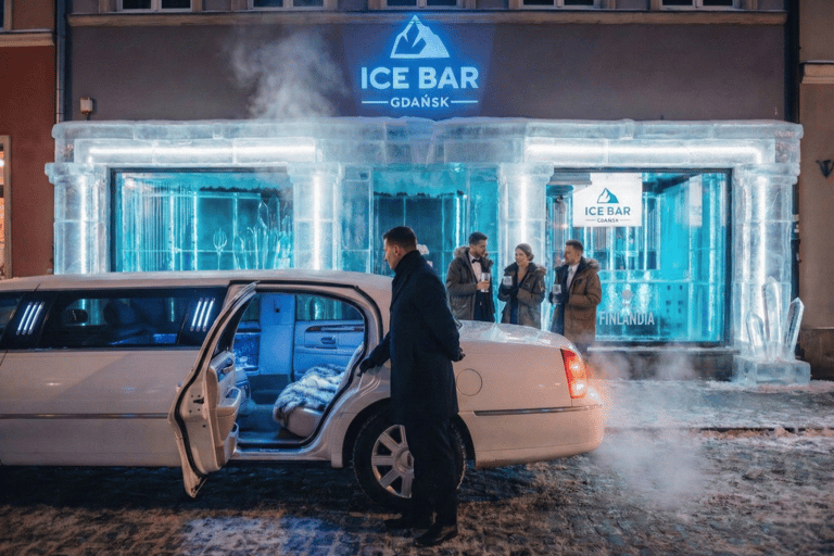 Gdańsk: Ice Bar Entry with Limo Transfer and Drinks Gdańsk: Ice Bar Entry with Limo Transfer and Drinks