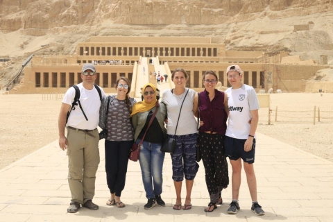 Z Asuanu: 4-dniowy rejs po Nilu Luxor Abu Simbel i balonem4-dniowy rejs po Nilu i 3 noce, w tym Abu Simbel i balonem