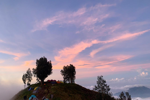Mount Rinjani Trekking 3D/2N To Summit,Lake & Hot Spring Mount Rinjani Hike 3 Days 2 Night Summit,Lake & Hot Spring