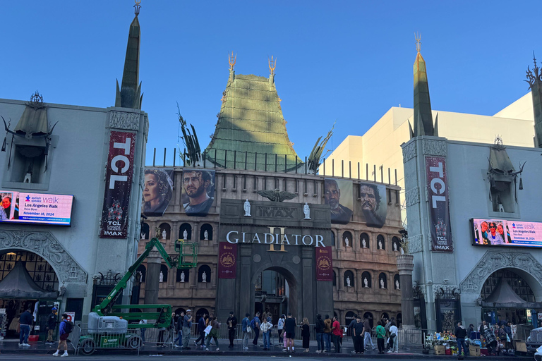 3.5 hours private tour in Hollywood and Beverly Hills in an SUV 3.5 hours private Los Angeles tour in an SUV