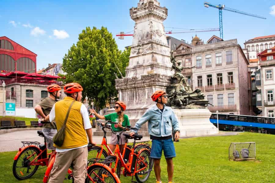 Porto: Geführte Tour per Fahrrad oder E-Bike mit ortskundigem Guide. Foto: GetYourGuide Porto: Geführte Tour per Fahrrad oder E-Bike mit ortskundigem Guide. Foto: GetYourGuide
