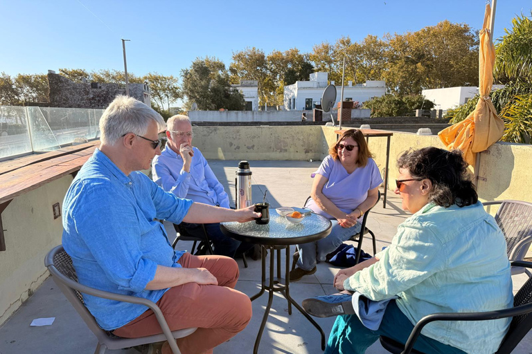 Colonia del Sacramento: Prepare mate like a local Colonia del Sacramento: Make mate like a local