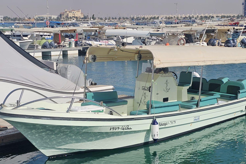 Jeddah: Red Sea Boat Rental with Crew and Water Activities