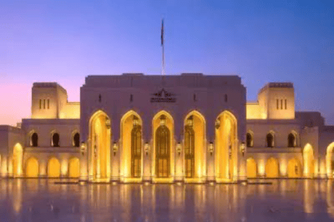 Muscat: city tour with local guide and pick up Evening city tour