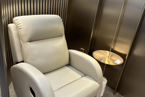 Beijing: Daxing International Airport CHUM Lounge Access Main Terminal Domestic Departure: CHUM VIP Lounge