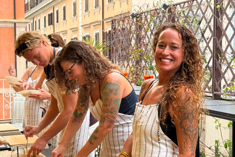 Rome: Rooftop Cooking Class with Spritz Cocktails