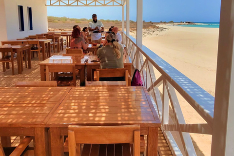 Boa Vista: Origens Santa Mónica Lunch i plaża