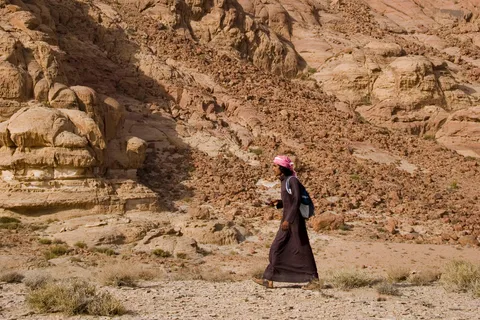 From Aqaba: Wadi Rum Jeep Tour with Hotel Pickup & Drinks