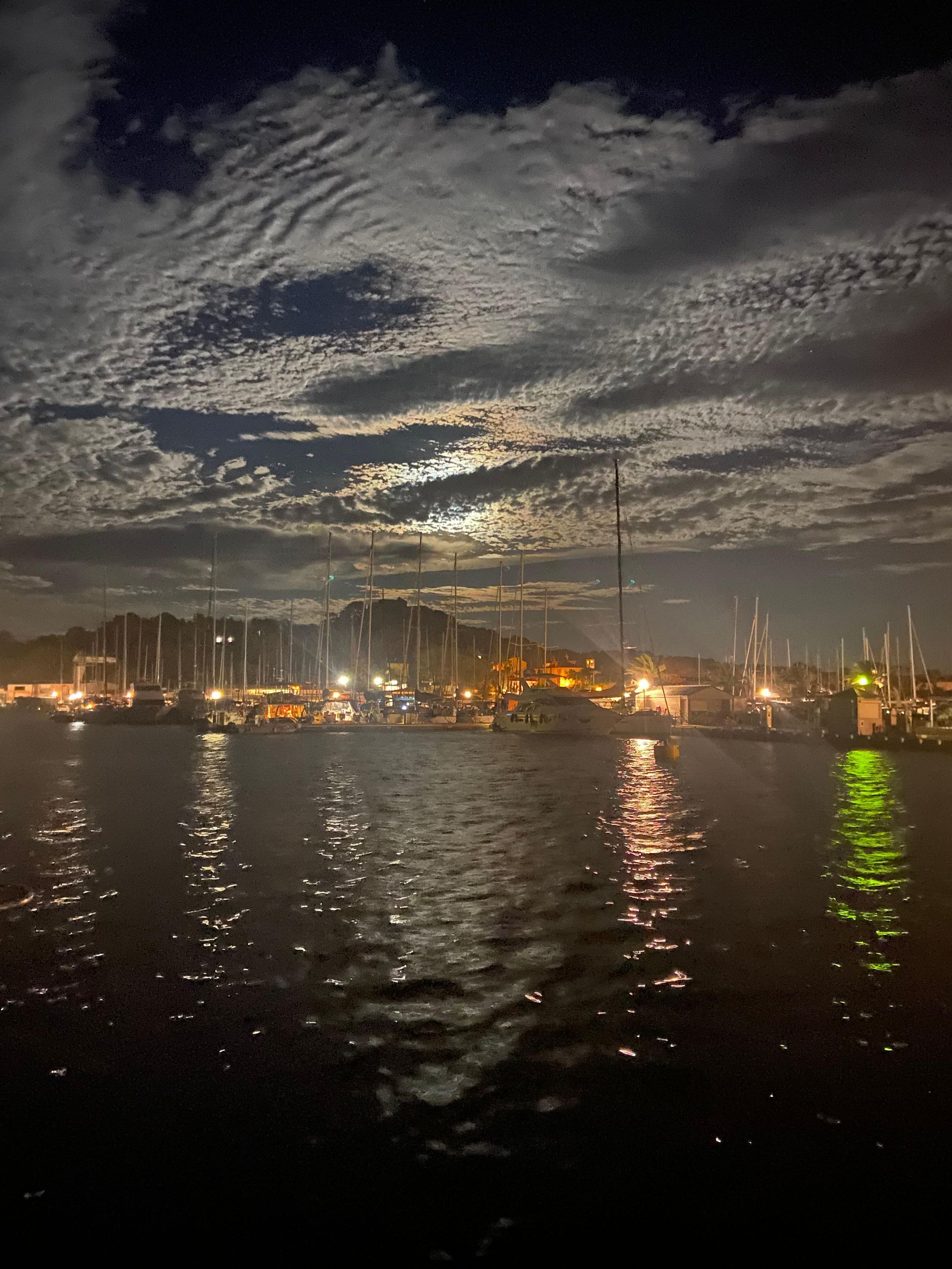 Ab Cannes: Halbtägige Tagestour mit dem Segelboot zu den Lerins-Inseln