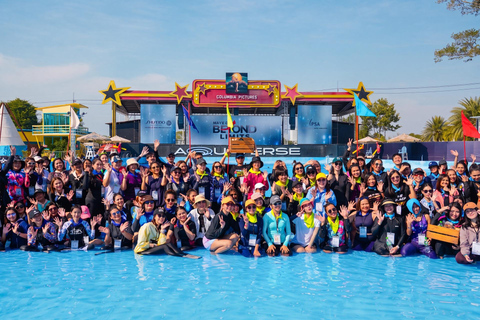 Pattaya: Columbia Pictures Aquaverse Ticket & Hotel Transfer