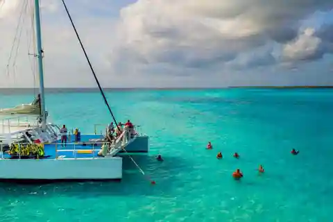 Cozumel: Snorkel no catamarã El Cielo e festa na praia