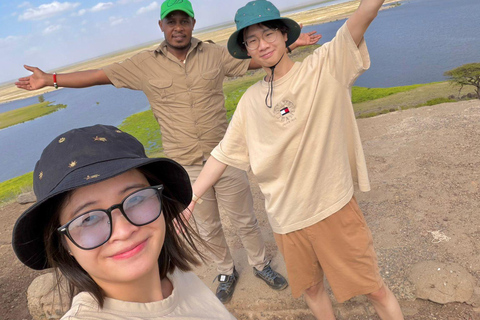 Nairobi: Amboseli National Park Day Trip with Lunch Luxury Landcruiser Option