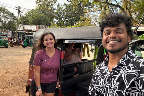 Kandy Private City Guided Tour by Tuk Tuk Kandy Private Guided City Tour by Tuk Tuk