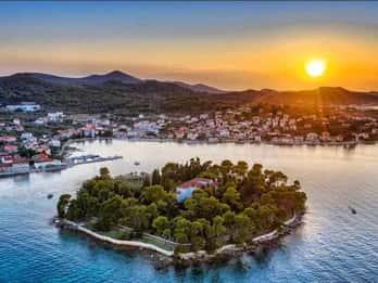 Zadar: 3-Inseln-Schnellboot-Tour mit Schnorcheln und Getränken