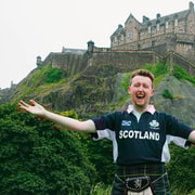 Edimburgo: Entradas al castillo de Edimburgo y tour con guía en falda escocesa