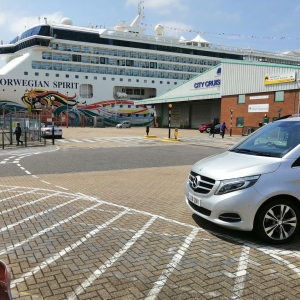 Luxury Transfer from London to Southampton Cruise Terminal