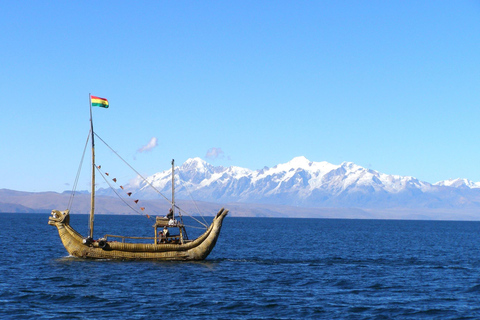 Depuis La Paz : Excursion en groupe au lac Titicaca et à l&#039;île du Soleil