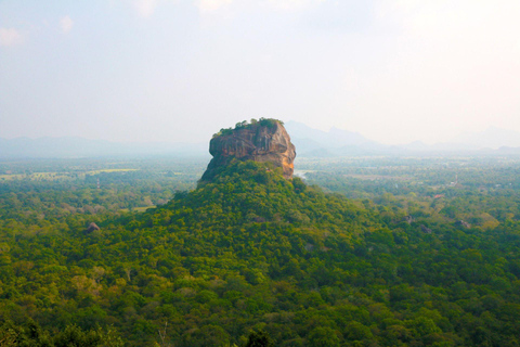 Negombo: 3-Day Sigiriya, Kandy, & Nuwara Eliya Tour