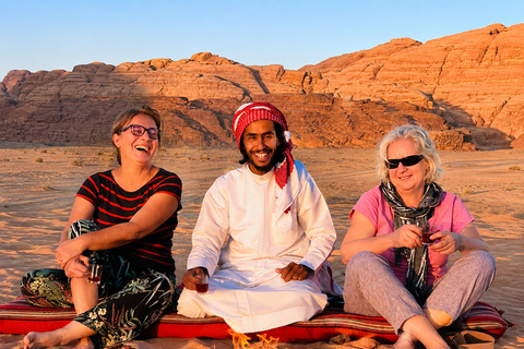 Canyons & Red Sand: 2-Hour Wadi Rum Private Jeep Tour