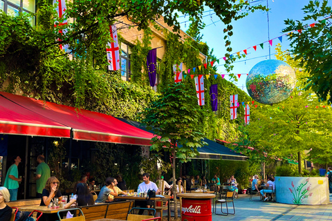 第比利斯：与 Chacha 一起徒步导览法布里卡和 Chughureti英语 - 小型团体之旅 - 3 小时