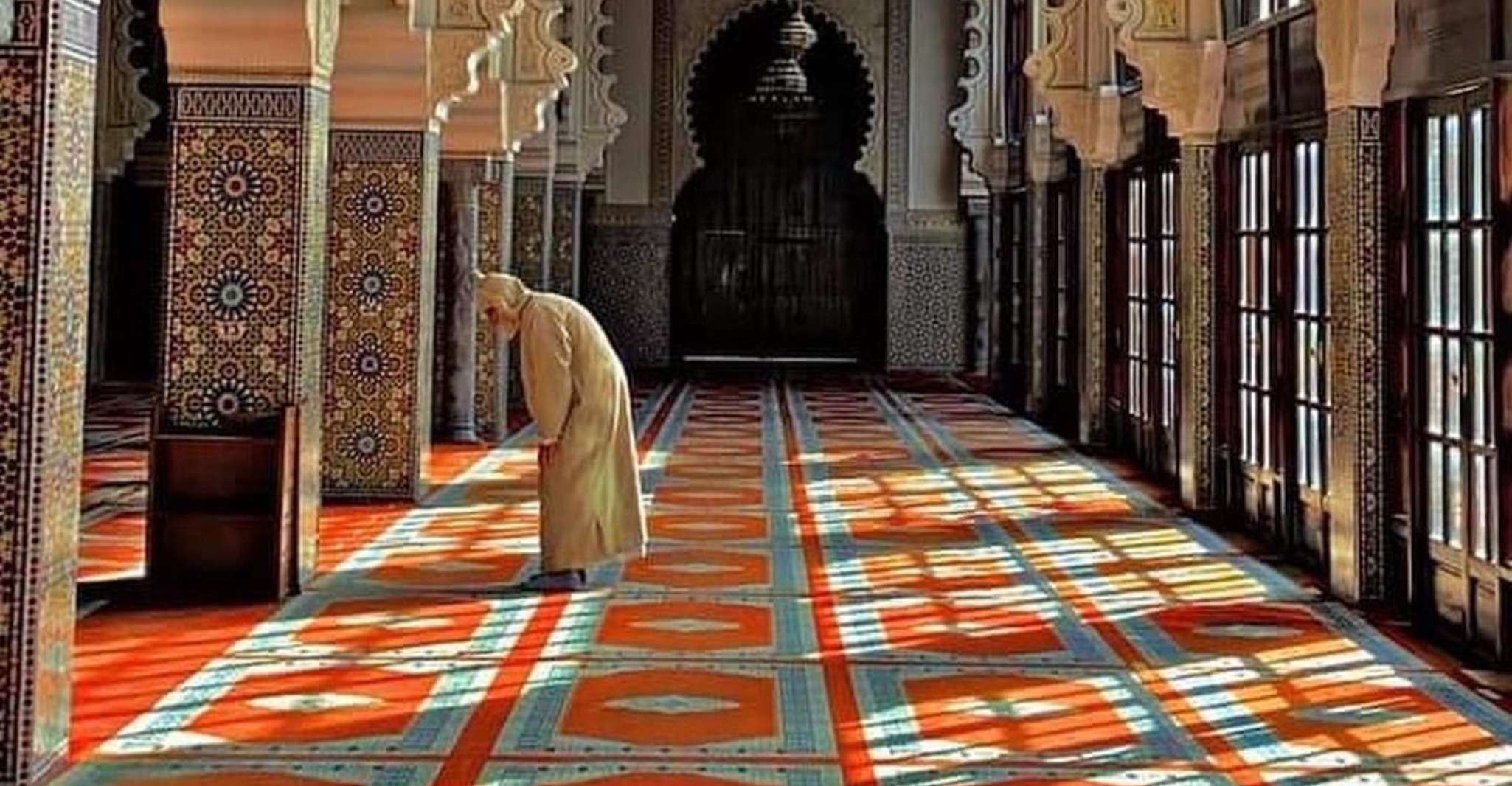 Tangier dévoilé, un voyage à travers l'histoire et les secrets - Housity