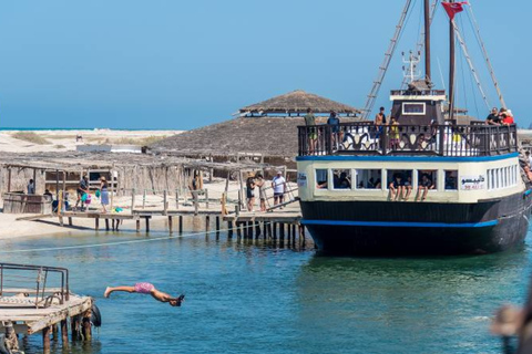 Djerba: Pirate Ship Cruise to Flamingo Island with Lunch