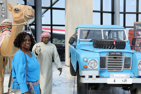 From Dubai: Sheikh Grand Zayed Mosque & Ferrari World Entry Shared Tour