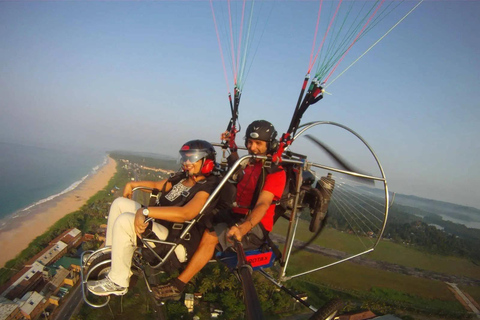 Paramotor em Negombo