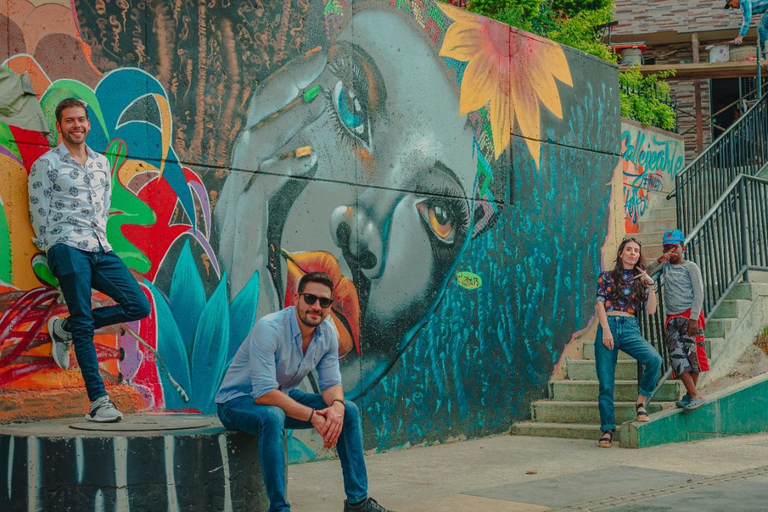 Medellin: Comuna 13 Graffitour z przekąskami w cenie